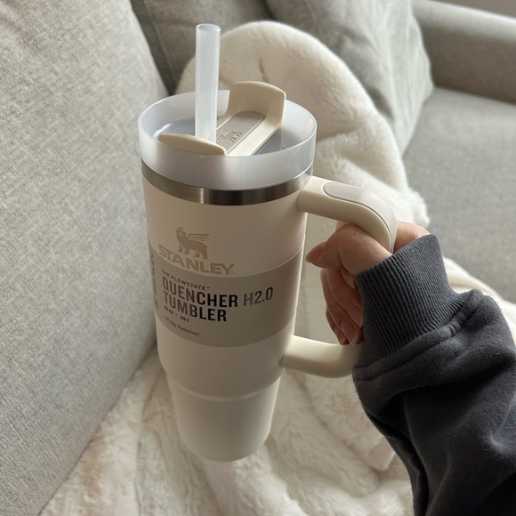 Stanley quencher H2.0 tumbler 30oz - Picture 5 of 7